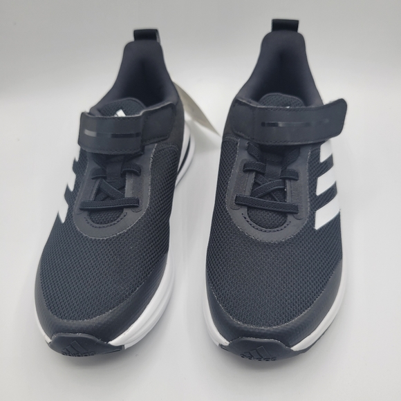 Adidas youth shoes - Picture 1 of 4